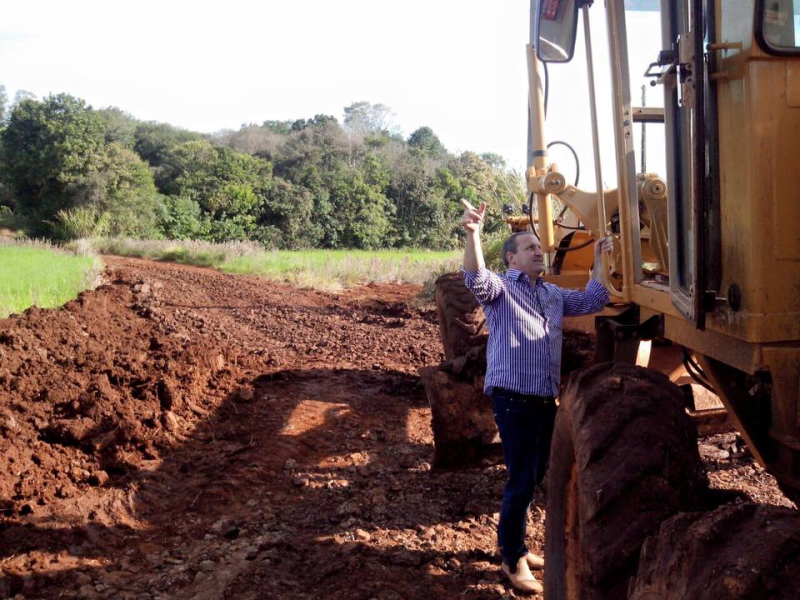 SMDR trabalha na conservação de estradas vicinais, após as fortes chuvas  